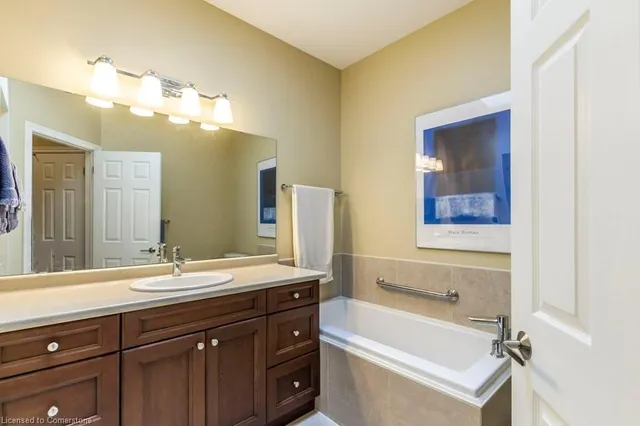 Additional image 20 of 2141 Caroline St Unit 8