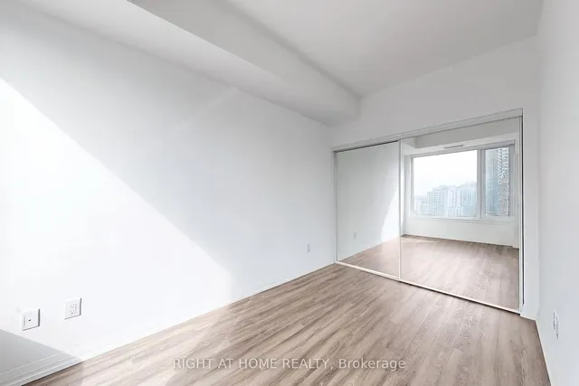 Additional image 22 of 75 Canterbury Pl Unit 1606