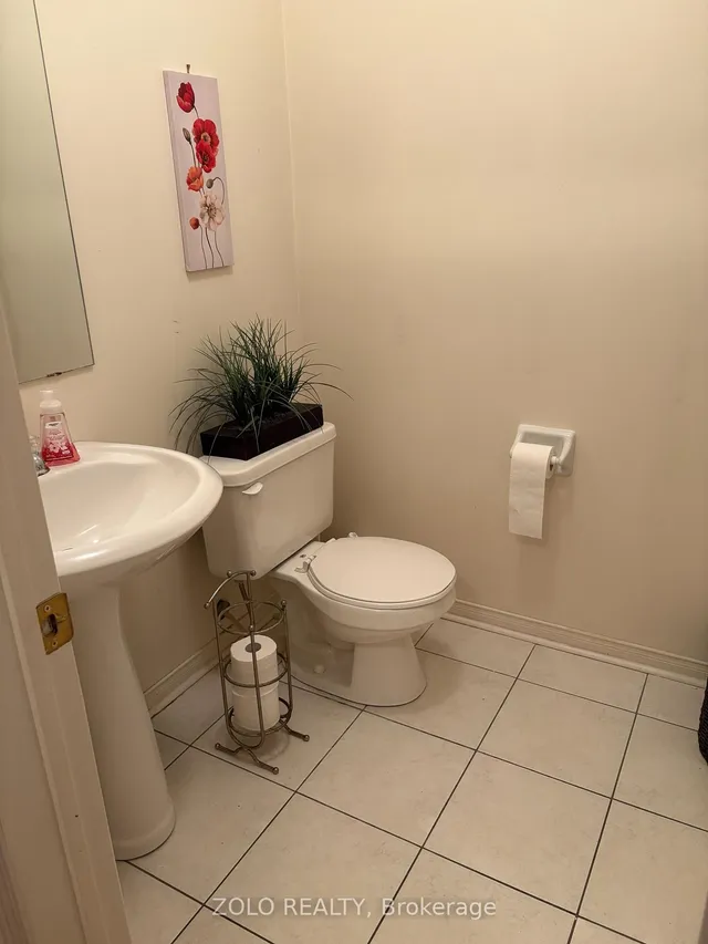 Additional image 8 of 427 Huntington Ridge Dr