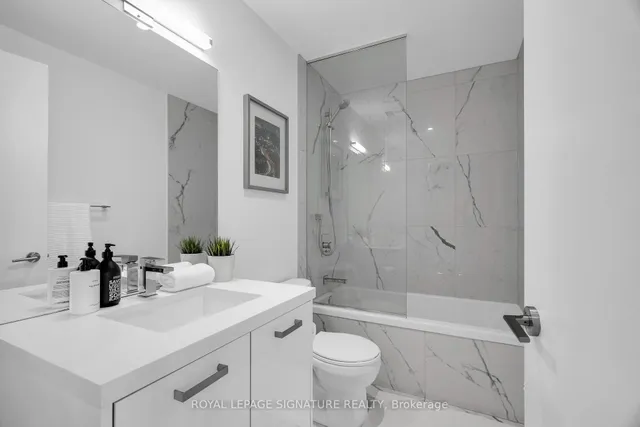 Additional image 12 of 608 Richmond St Unit 1105