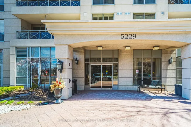 Additional image 6 of 5229 Dundas St Unit 1811