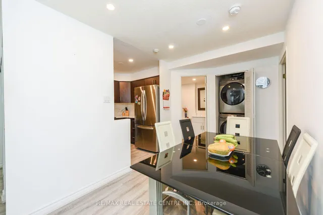Additional image 17 of 7405 Goreway Dr Unit 520