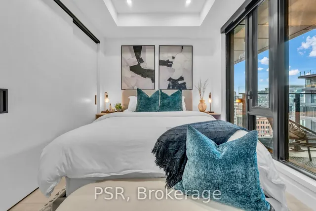 Additional image 7 of 505 Richmond St Unit 1025