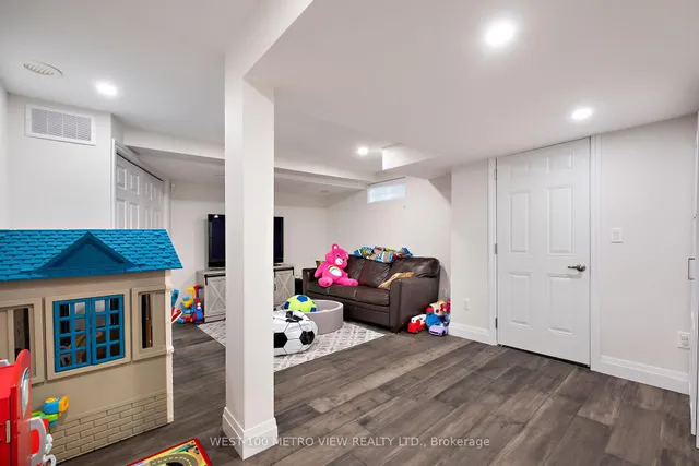 Additional image 31 of 499 Dundas St