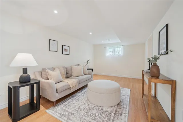 Additional image 23 of 14 Monmouth Crt