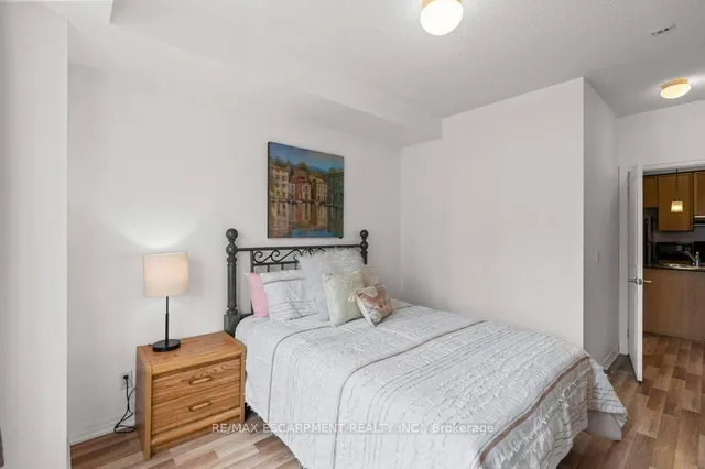 Additional image 21 of 245 Dalesford Rd Unit 317