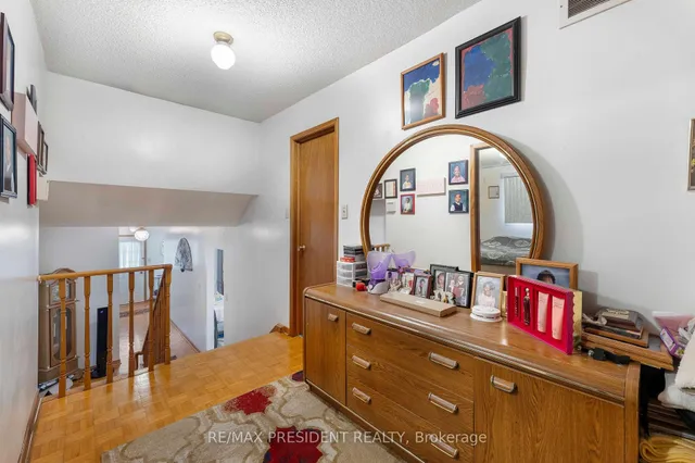 Additional image 16 of 3952 Longo Circ