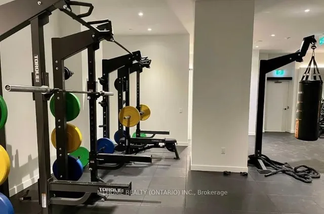 Additional image 19 of 39 Roehampton Ave Unit 2101