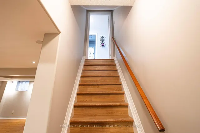 Additional image 38 of 32 Madrid Cres