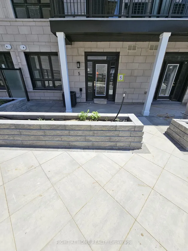 Additional image 2 of 4017 Hickory Dr Unit 5