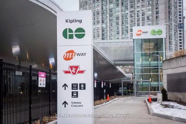 Additional image 3 of 101 Subway Cres Unit 912