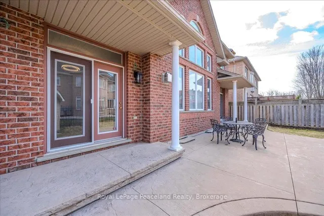 Additional image 36 of 58 Kestrel St