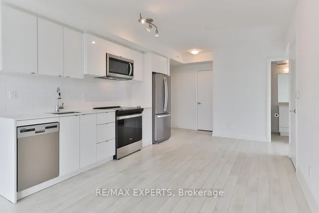 Additional image 15 of 1461 Lawrence Ave Unit 802