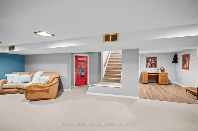 Additional image 36 of 2173 Deyncourt Dr