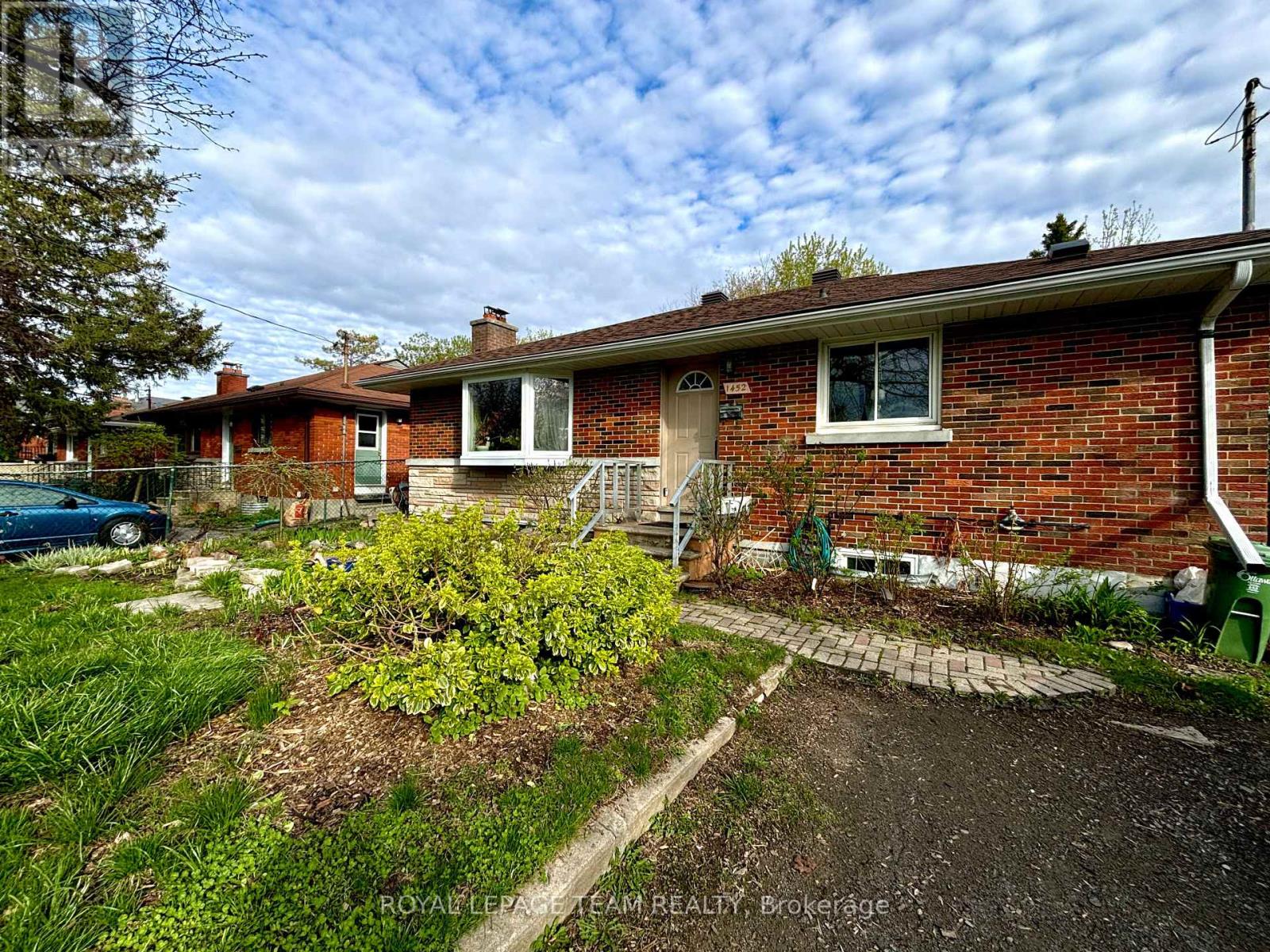 1452 CHATELAIN AVENUE|Ottawa, Ontario K1Z8B1