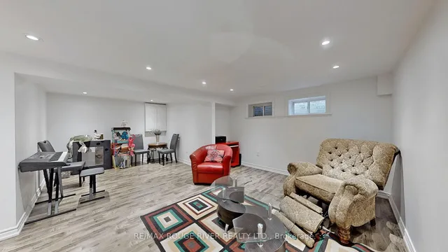 Additional image 30 of 112 Billington Cres