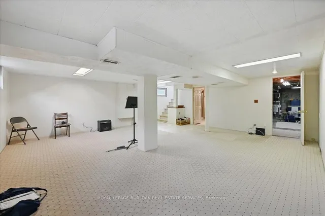 Additional image 32 of 2234 Ghent Ave