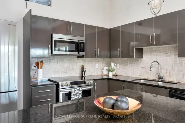 Additional image 18 of 2 Fieldway Rd Unit 209