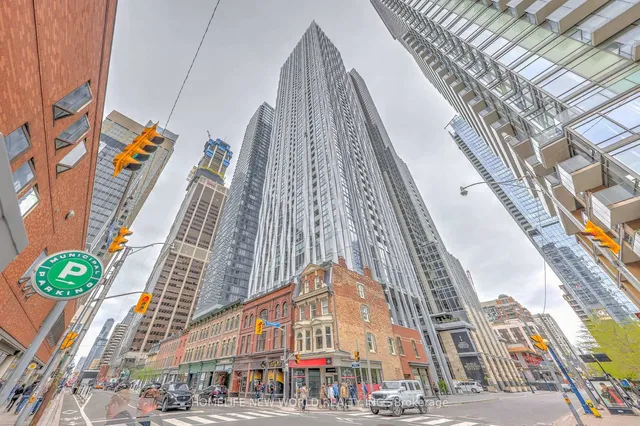 Additional image 9 of 1 Yorkville Ave Unit 1212