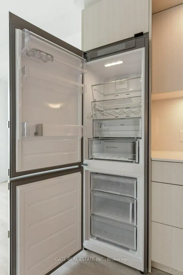 Additional image 11 of 20 In on the Park Dr Unit 1730