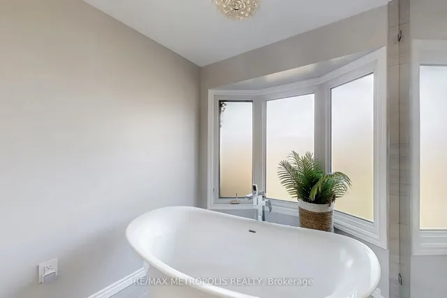 Additional image 30 of 1310 Golden Meadow Tr