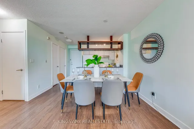 Additional image 16 of 81 Navy Wharf Crt Unit 3511