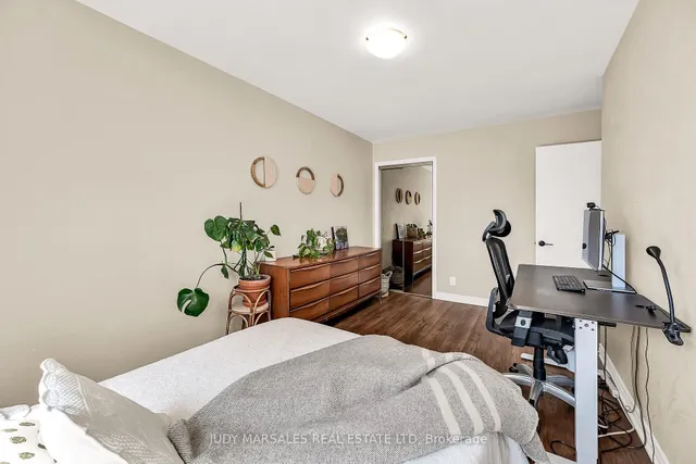 Additional image 31 of 16A Bond St