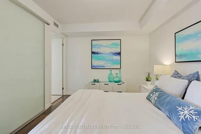 Additional image 20 of 38 Joe Shuster Way Unit 721