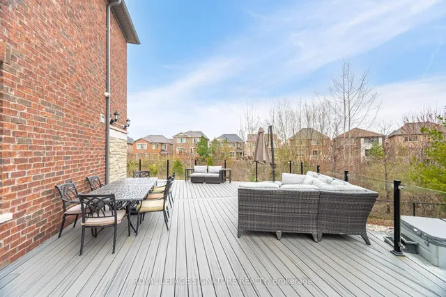 Additional image 44 of 404 Ellen Davidson Dr