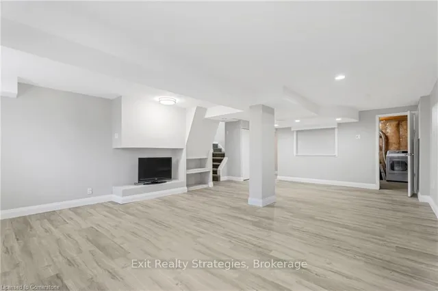 Additional image 22 of 50 Coral Dr