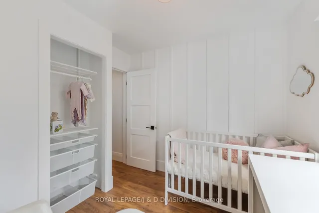 Additional image 24 of 325 Davisville Ave