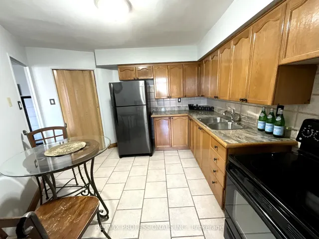 Additional image 19 of 551 The West Mall N/A Unit 1622