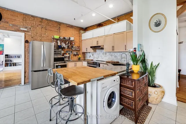 Additional image 14 of 121 Prescott Ave Unit 18