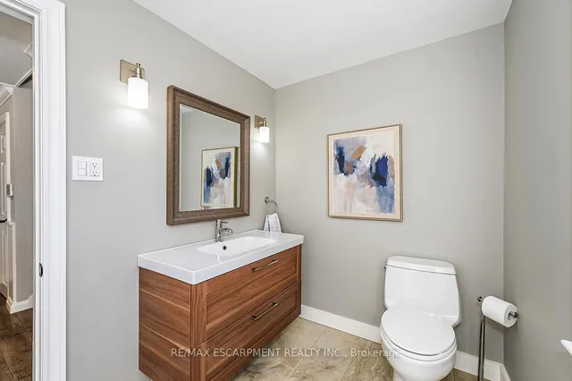 Additional image 36 of 585 Deborah Cres