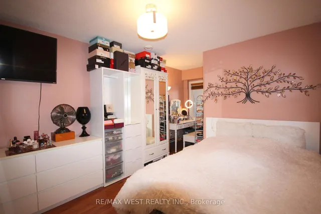 Additional image 10 of 7405 Goreway Dr Unit 202