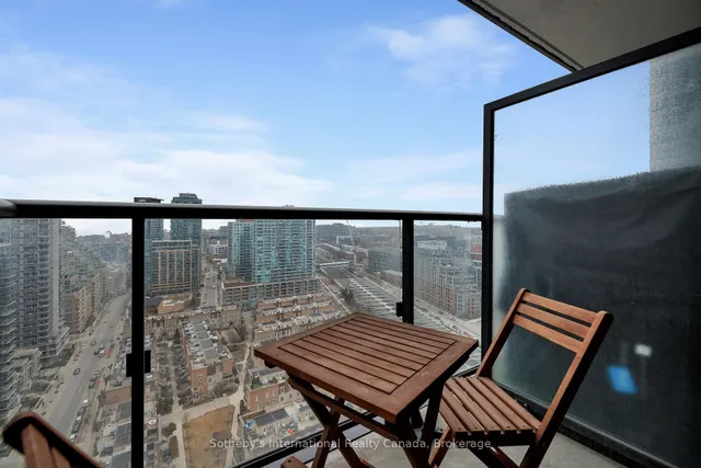 Additional image 26 of 19 Western Battery Rd Unit 2608