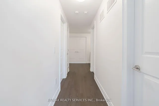 Additional image 18 of 25 Enclave Tr