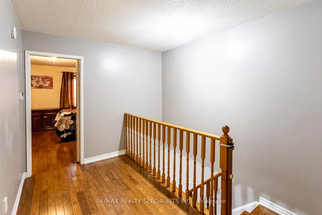 Additional image 21 of 128 TOBA Cres