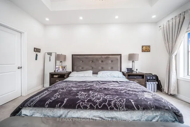 Additional image 27 of 25 Adventura Rd