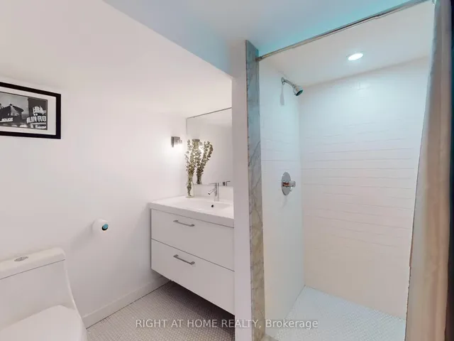 Additional image 22 of 77 Leroy Ave