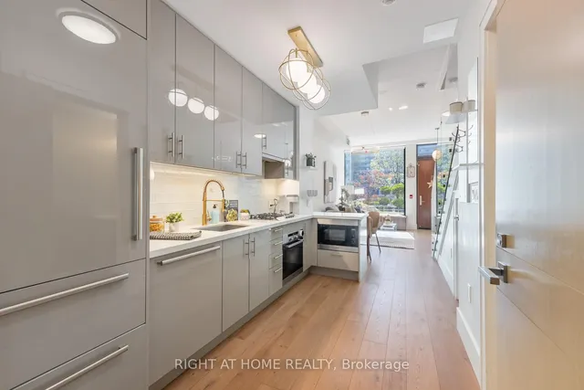 Additional image 19 of 39 Queens Quay Unit 129