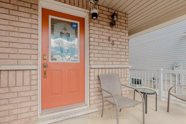 Additional image 3 of 66 Viceroy Cres