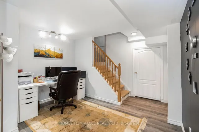 Additional image 40 of 1677 Stover Cres