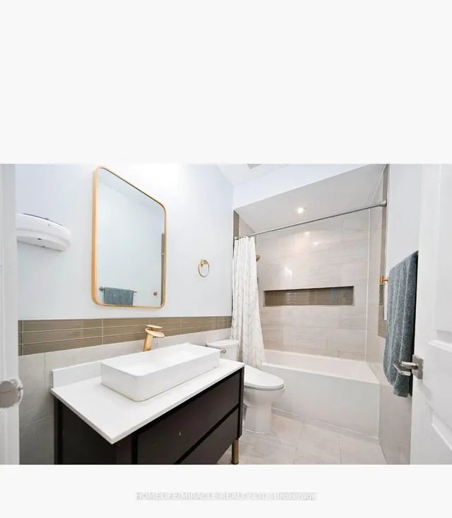 Additional image 21 of 150 Main St Unit 715