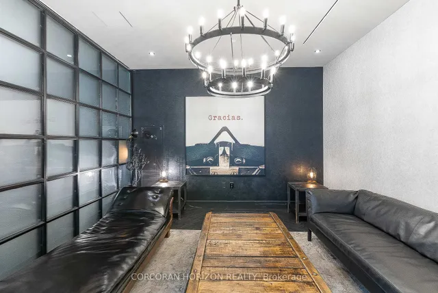 Additional image 34 of 505 Richmond St Unit 419