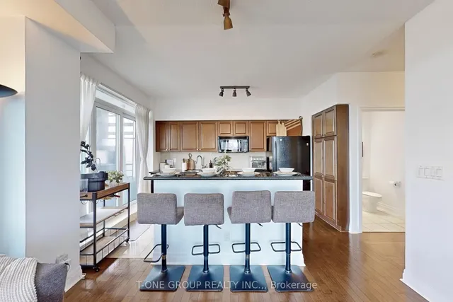 Additional image 8 of 2119 Lake Shore Blvd Unit 604