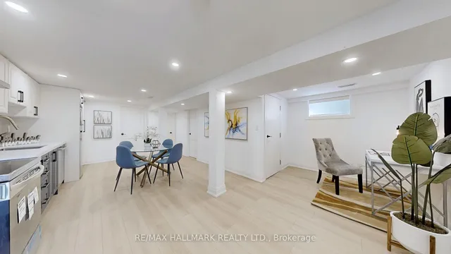 Additional image 27 of 85 Springdale Blvd