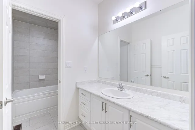 Additional image 30 of 11 Trailbank Gdns