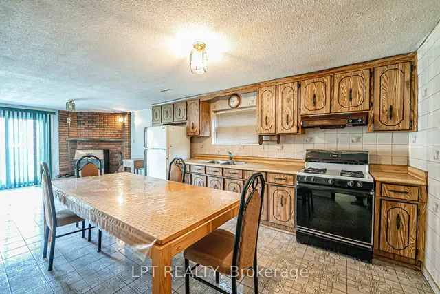 Additional image 42 of 71 Arthur Griffith Dr