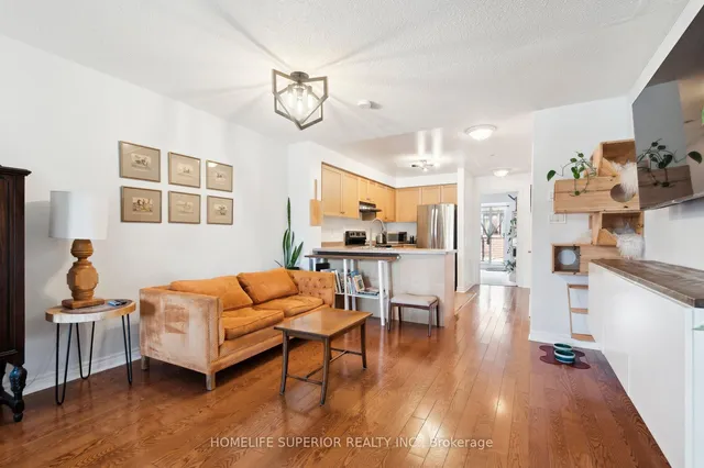 Additional image 10 of 122 Strachan Ave Unit 1